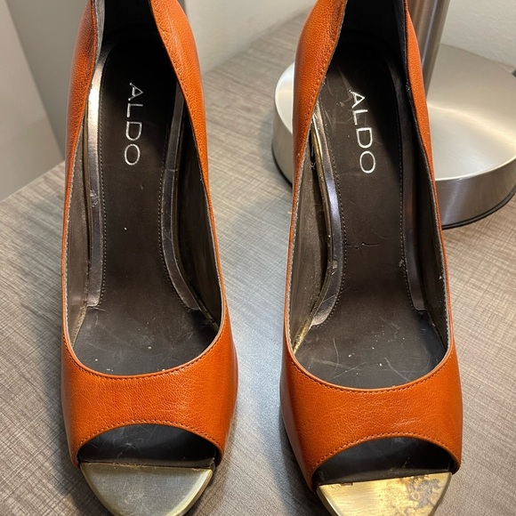 Aldo Women's Burnt Orange Peep Toe Heels - Picture 4 of 7